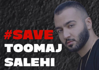 Il rapper dissidente Toomaj Salehi condannato all’impiccagione: in Iran al via la mobilitazione per salvarlo