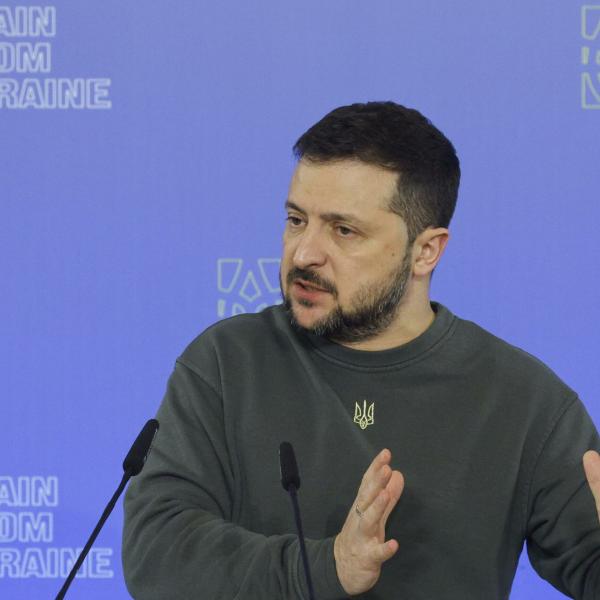 Ucraina, Zelensky parteciperà alla videoconferenza dei leader del G7