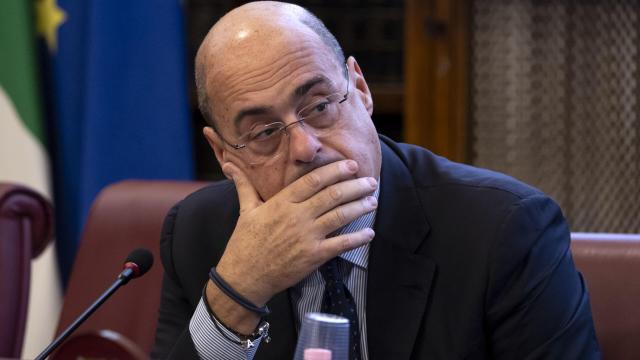 Caso SpaceX, Zingaretti: “I dati sono l’oro del futuro, l’Italia non regali il monopolio a privati”