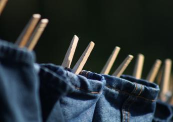 Denim Day, cos’è e perché si festeggia questa giornata che mira a sensibilizzare la popolazione su violenze e abusi sessuali