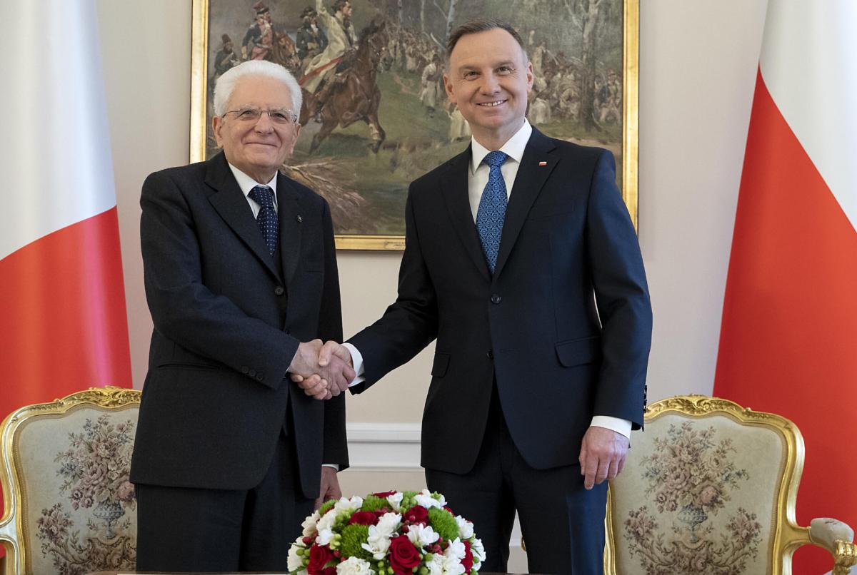 Mattarella in Polonia incontra il presidente Duda: “Migranti? Il pr…