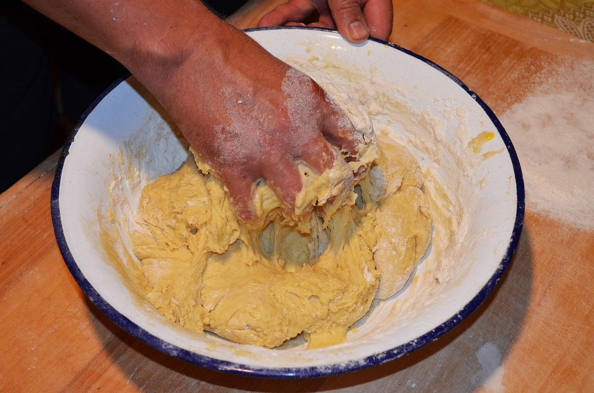 Una ricetta tipica toscana: la torta scendiletto