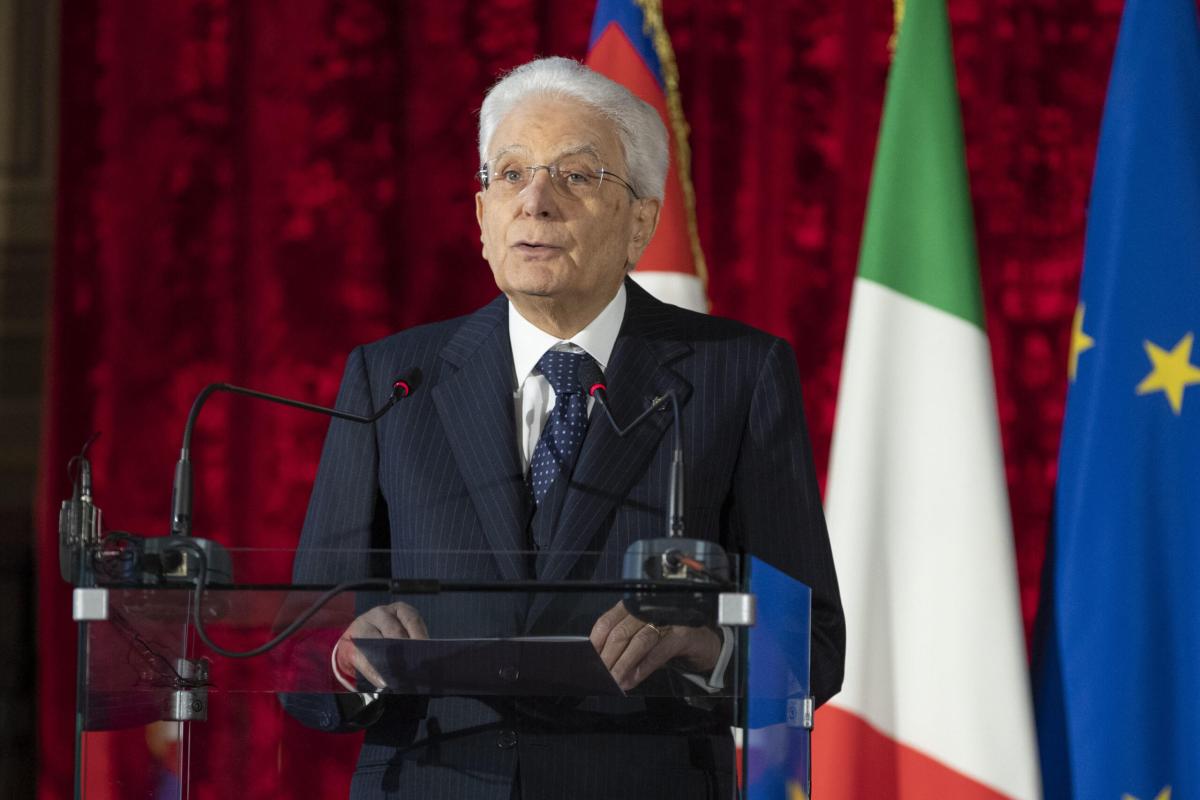 Mattarella celebra Manzoni, il presidente della Repubblica a Milano…