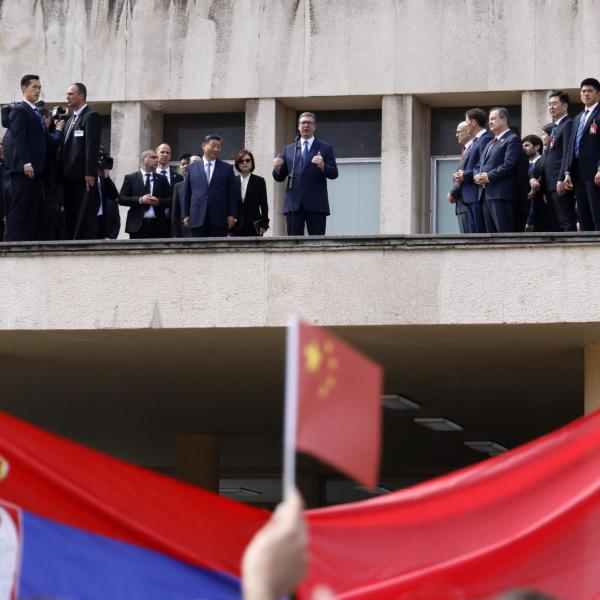 Serbia, il presidente Vucic incontra il suo corrispettivo cinese Xi Jinping a Belgrado: “Taiwan è Cina” | VIDEO