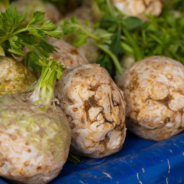 3 ricette con il sedano rapa, ingrediente dalle grandi potenzialità