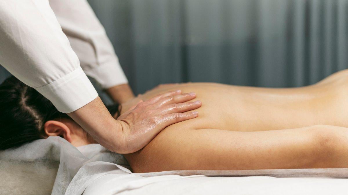 Quali sono i tipi di massaggi più rilassanti, utili per alleviare la tensione