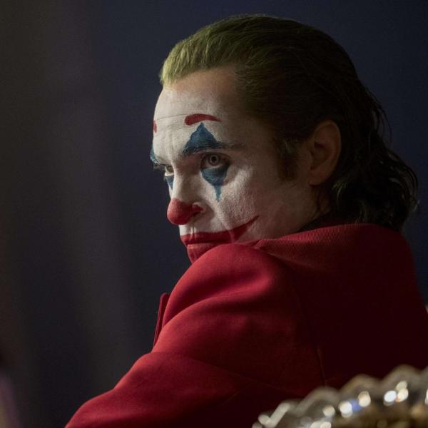 Joker 2, nuovi dettagli sul sequel con Joaquin Phoenix: data di uscita, trama e cast