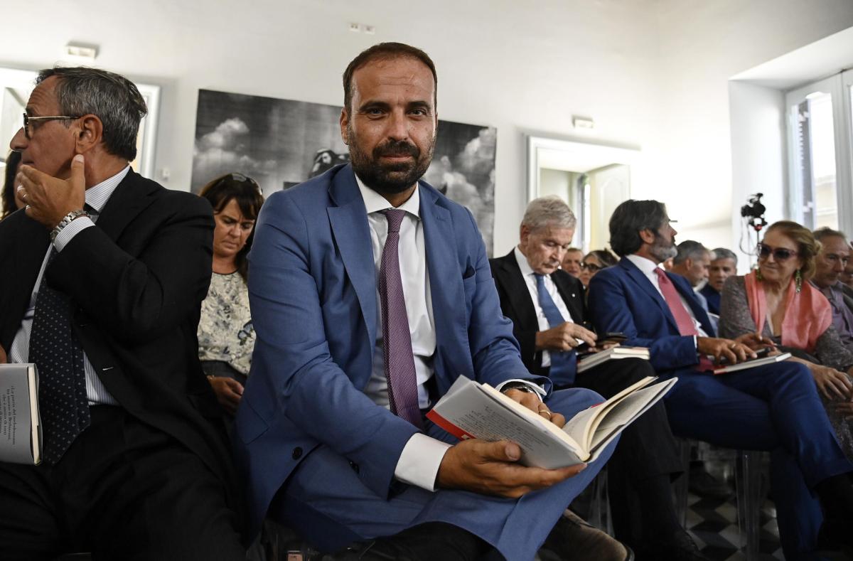 Elezioni Liguria 2024, Marattin si schiera con Bucci: “Le liti tra Schlein e Conte? Non le commento nemmeno”