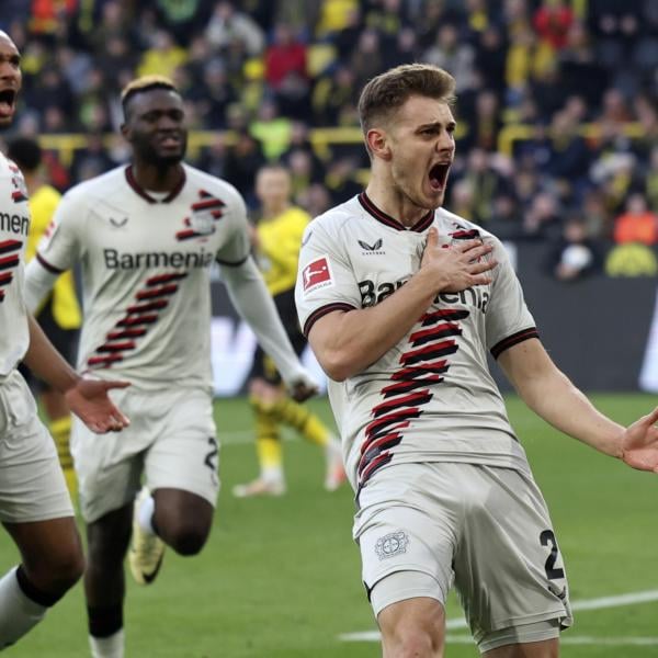 Bayer Leverkusen, prosegue il record d’imbattibilità: pareggio all’ultimo respiro con il Borussia Dortmund