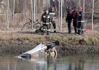 Novara, perde il controllo dell’auto per un malore e finisce nel canale Cavour: morto un 80enne