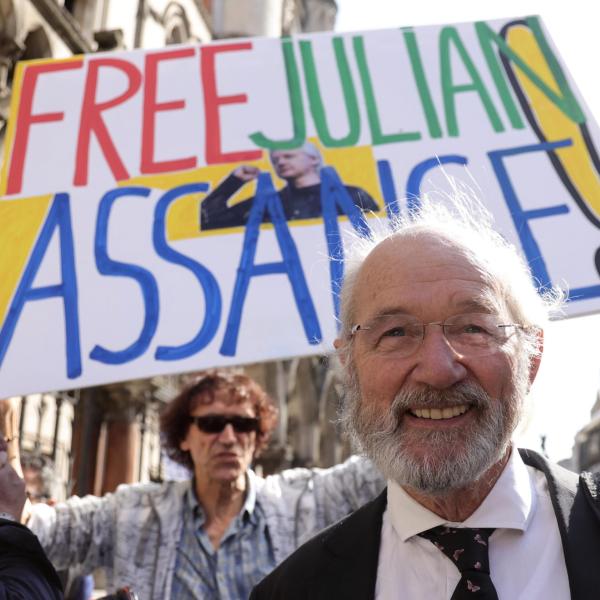 Julian Assange, fondatore di Wikileaks, ha vinto il ricorso per non essere estradiato negli USA