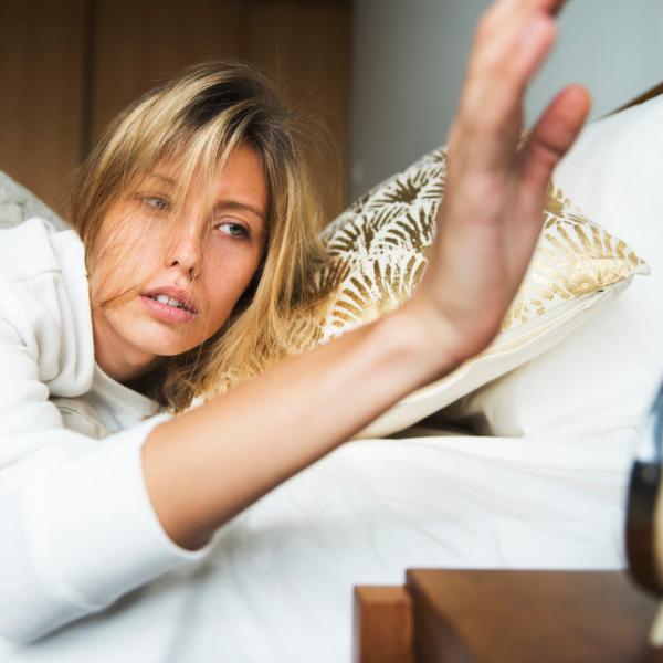 Come curare l’insonnia da stress? Sintomi e rimedi