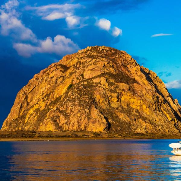 Cosa vedere a Morro Bay in California: storia e particolarità