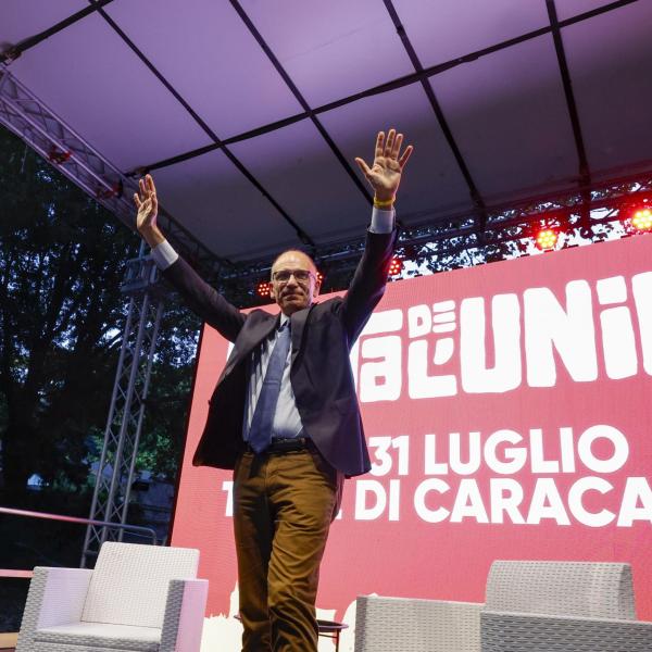 Crisi Governo, Letta: “Sono sicuro domani sarà una bella giornata”