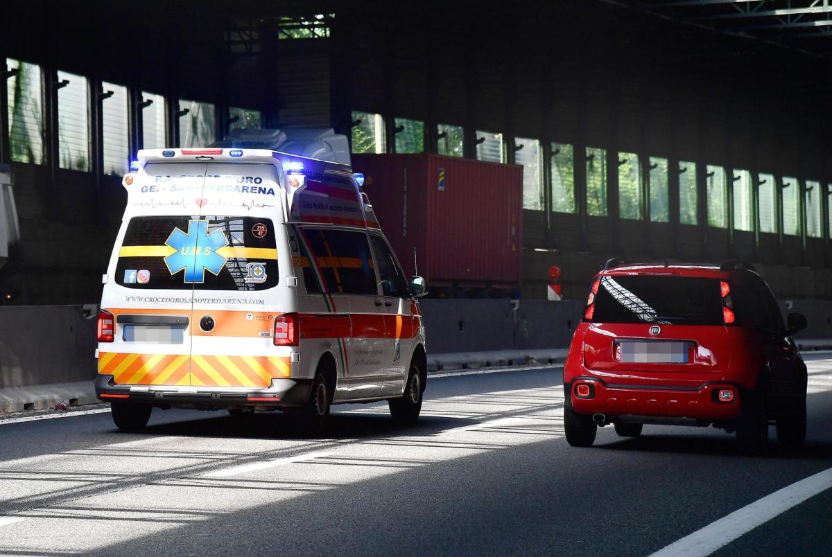 Incidente sull’A26 all’altezza di Ovada, travolto un operaio: inter…