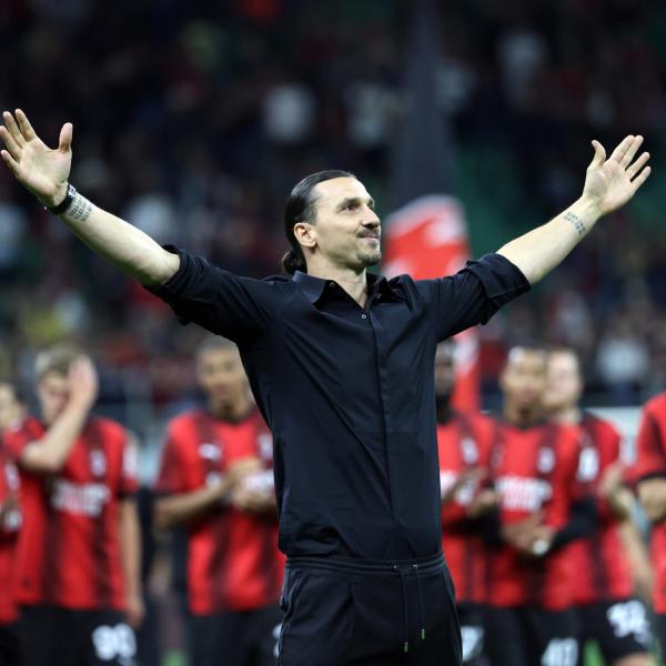 Ibrahimovic si ritira dal calcio: “È arrivato il momento di dire Ciao, ma non a voi. Sarò milanista per tutta la vita”