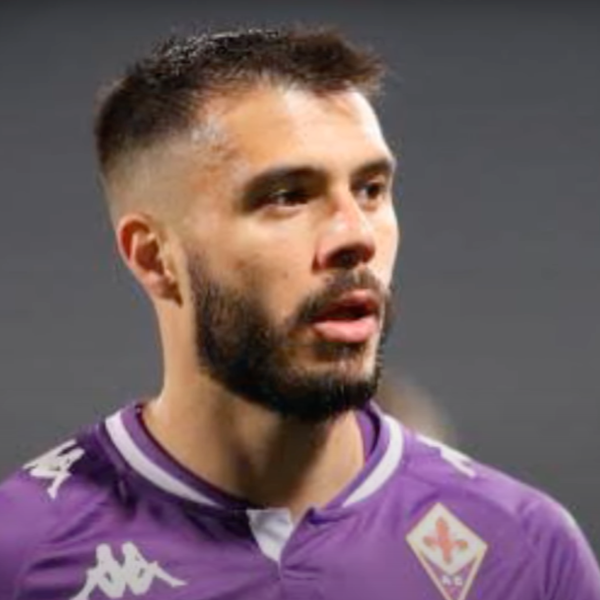 Fiorentina, Venuti: “Sognavo finisse in maniera diversa”. Vlahovic lo consola