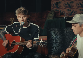 Machine Gun Kelly: ascolta “Sun to Me”, testo, traduzione in italiano ed esibizione live