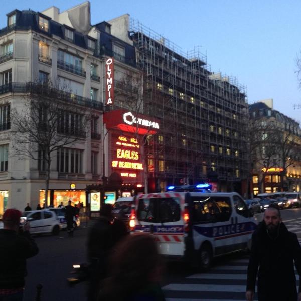 Parigi, la protesta dei curdi continua: scontri con la polizia