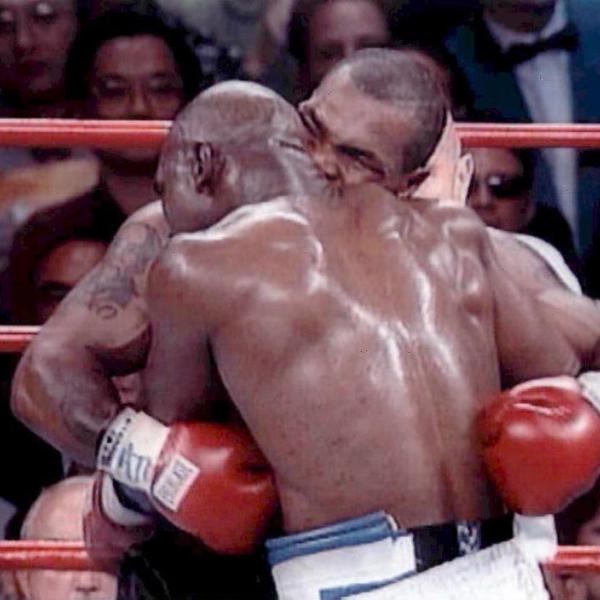 9 luglio 1997: quando la commissione tolse la licenza a Mike Tyson