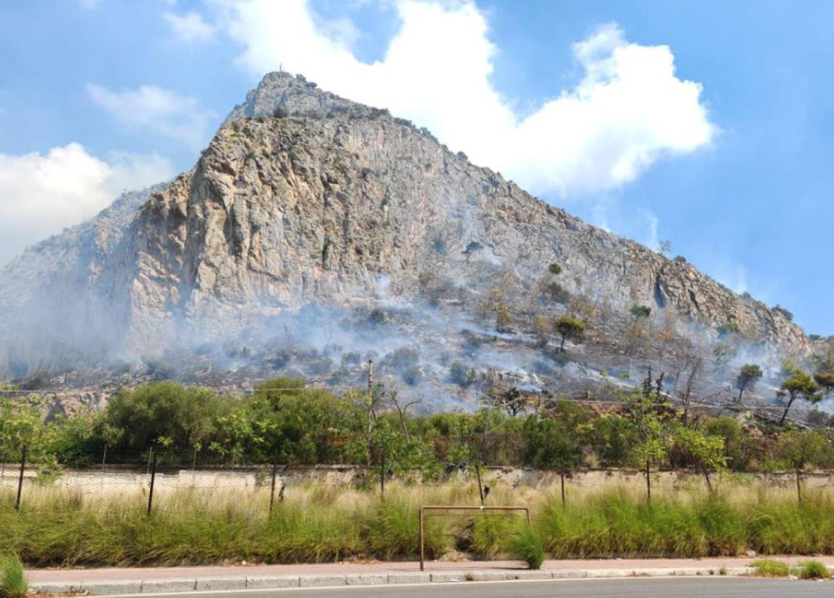 Messina, tornano gli incendi e sale la paura fra gli abitanti: in a…