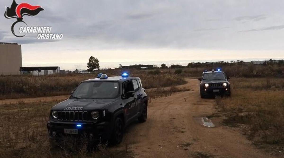 Oristano, cadavere di una donna trovato sulla spiaggia di Is Arenas…