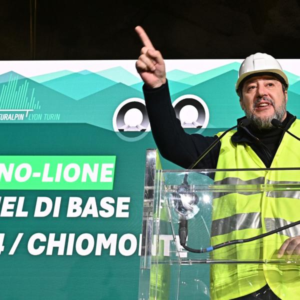 Salvini a Chiomonte difende la TAV: “Oggi è una giornata storica. I no hanno stufato”