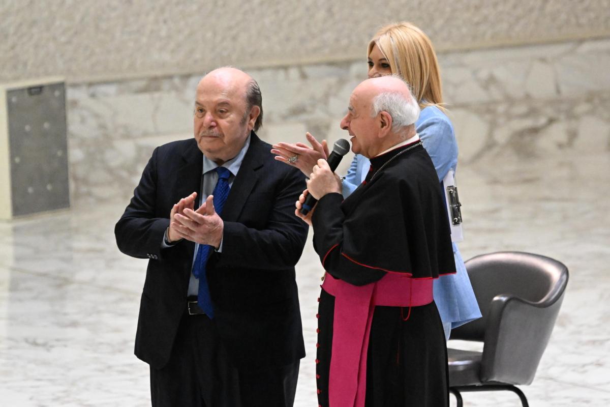 Lino Banfi sull’amicizia con Papa Francesco a TAG24: “Ci incontriamo spesso, veniamo dalle stesse origini”| VIDEO