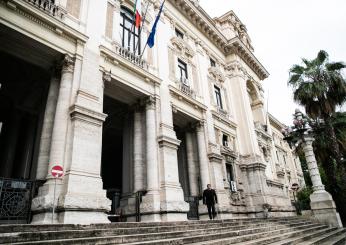 Scuola, gli idonei del concorso 2020 in piazza contro le mancate immissioni in ruolo. Fracassi (FLC CGIL): “Necessario attribuire i posti e risolvere il problema in Europa”.