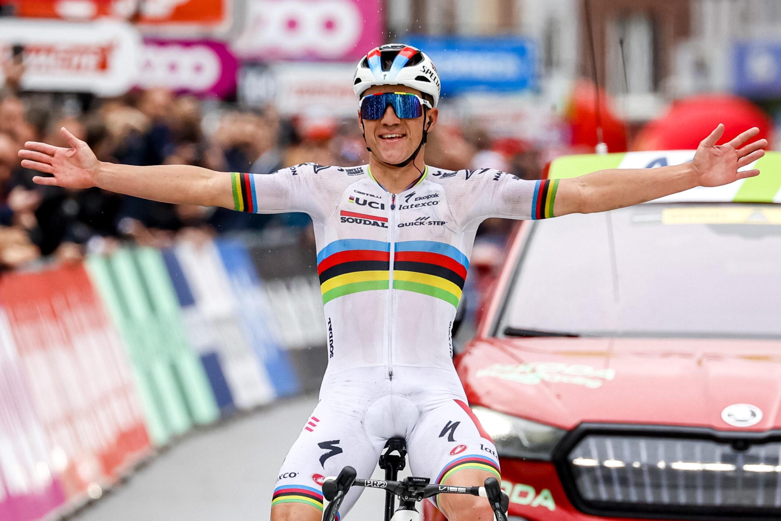 Liegi-Bastogne-Liegi 2023, vince ancora Evenepoel in solitaria: secondo trionfo di fila per il belga