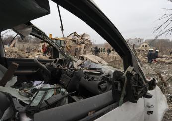 Guerra in Ucraina, la Russia colpisce la città di Nikopol: due morti. Il Canada non pone veti su forniture di armi a Kiev