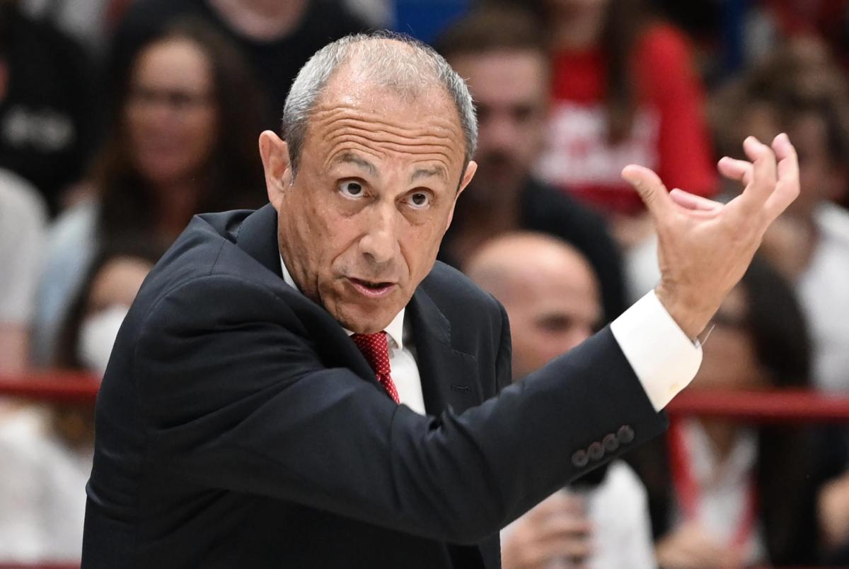 Olimpia Milano, coach Ettore Messina: “Sono il primo responsabile”