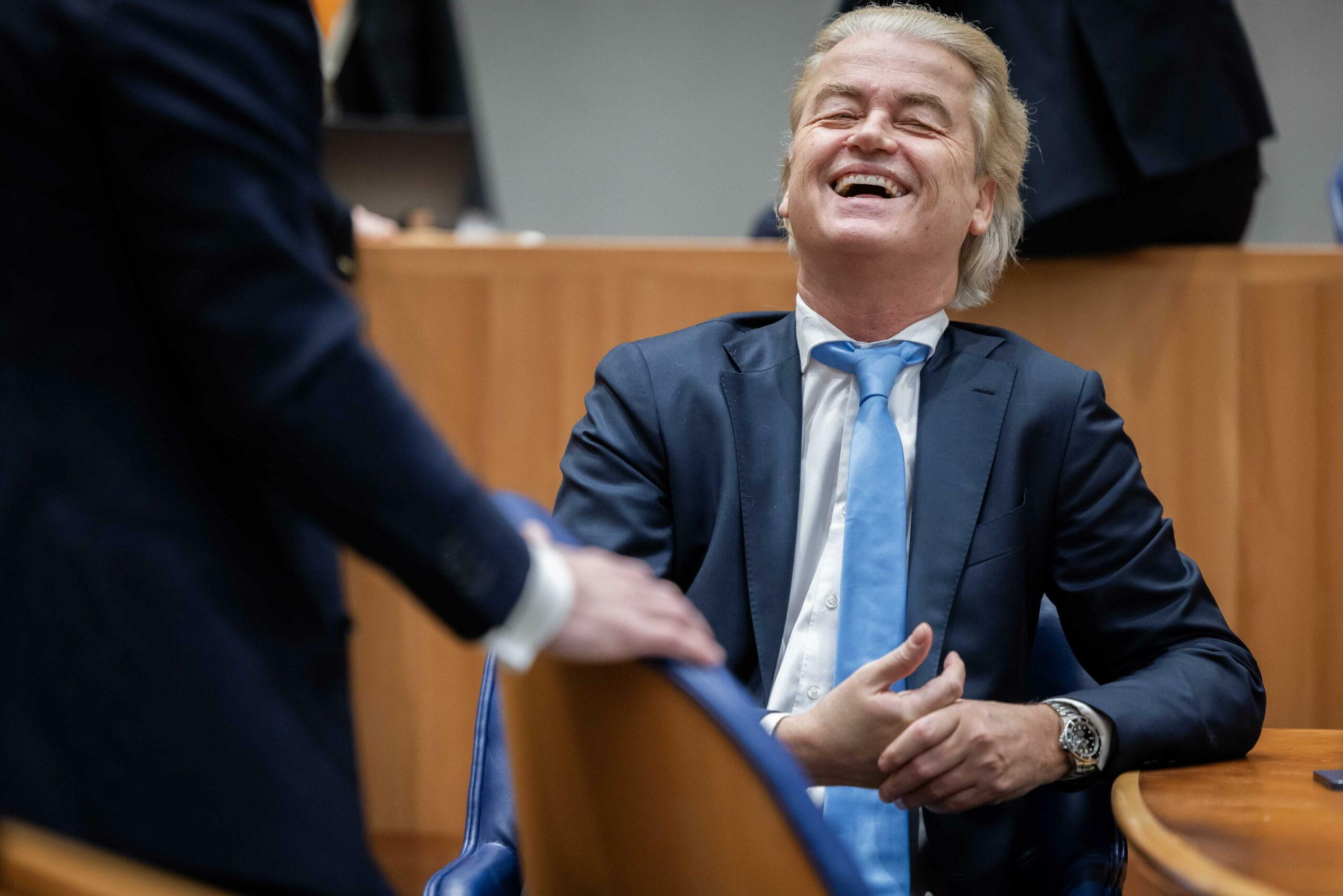 Olanda, Wilders ritira le proposte di legge contro Islam e doppia cittadinanza in vista dei nuovi colloqui di governo