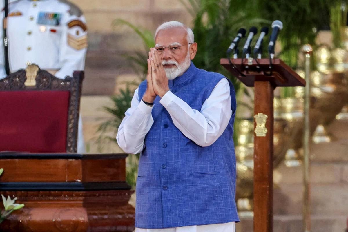 India, Narendra Modi presta giuramento: inizia il terzo mandato consecutivo per il primo ministro