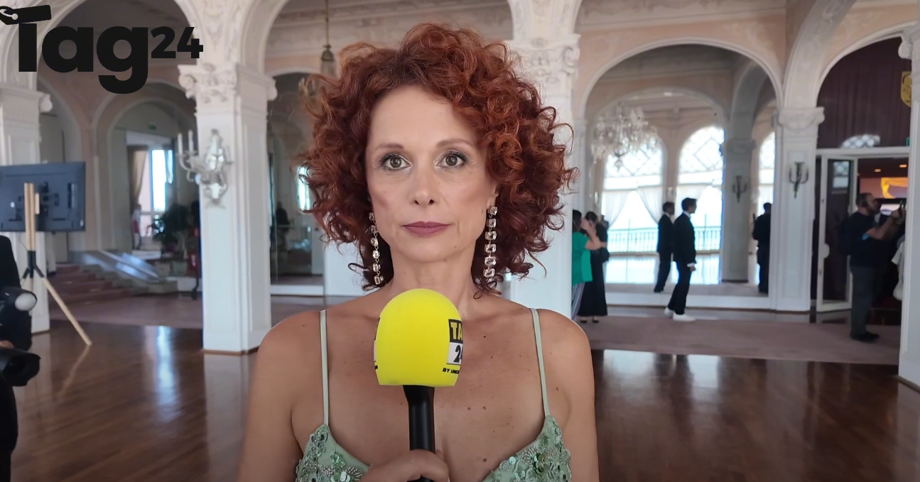 Beatrice Luzzi nuova opinionista del Grande Fratello? L’attrice da Venezia 2024: “Con Cesara sarebbe un bel confronto” | VIDEO