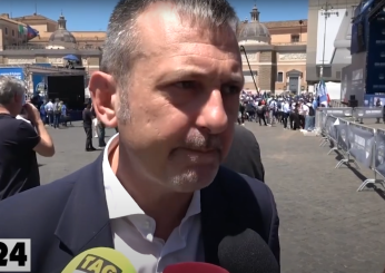 Manifestazione FDI a Roma, Delmastro sulla riforma della giustizia: “Chiunque capirebbe che la tutela della magistratura è raddoppiata”| VIDEO