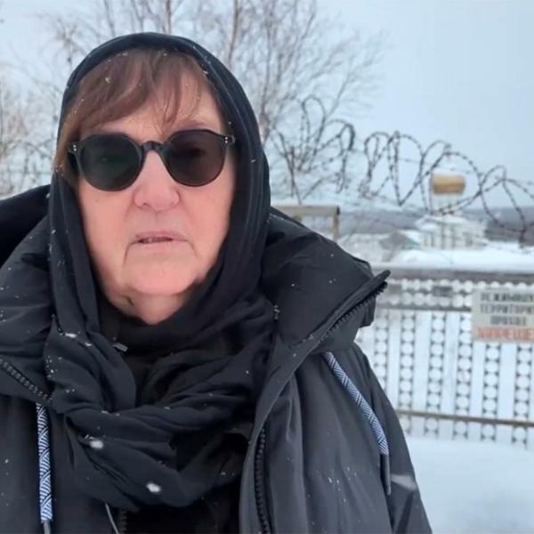 Morte Navalny, la madre Lyudmila fa causa al Comitato investigativo per la mancata consegna del corpo