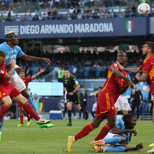 Napoli-Roma 2-2, Abraham segna il gol del pareggio nel finale. Cronaca e Tabellino