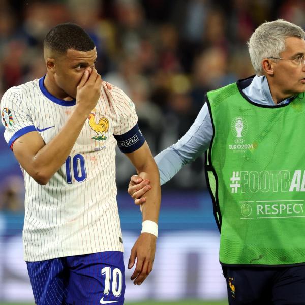 Euro 2024, Mbappé si allena con la maschera: contro l’Olanda sarà titolare