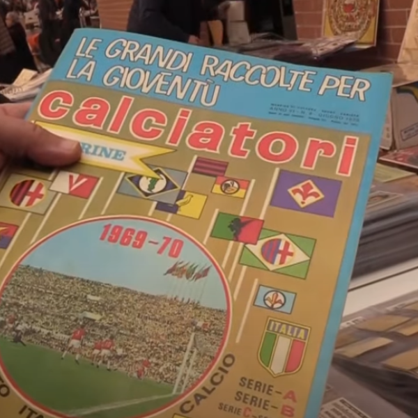 Noi, come Bonaccini, ammalati di Figurine Panini