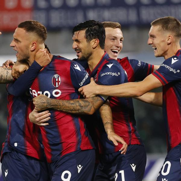 Serie A, il Bologna batte il Sassuolo, crisi Samp