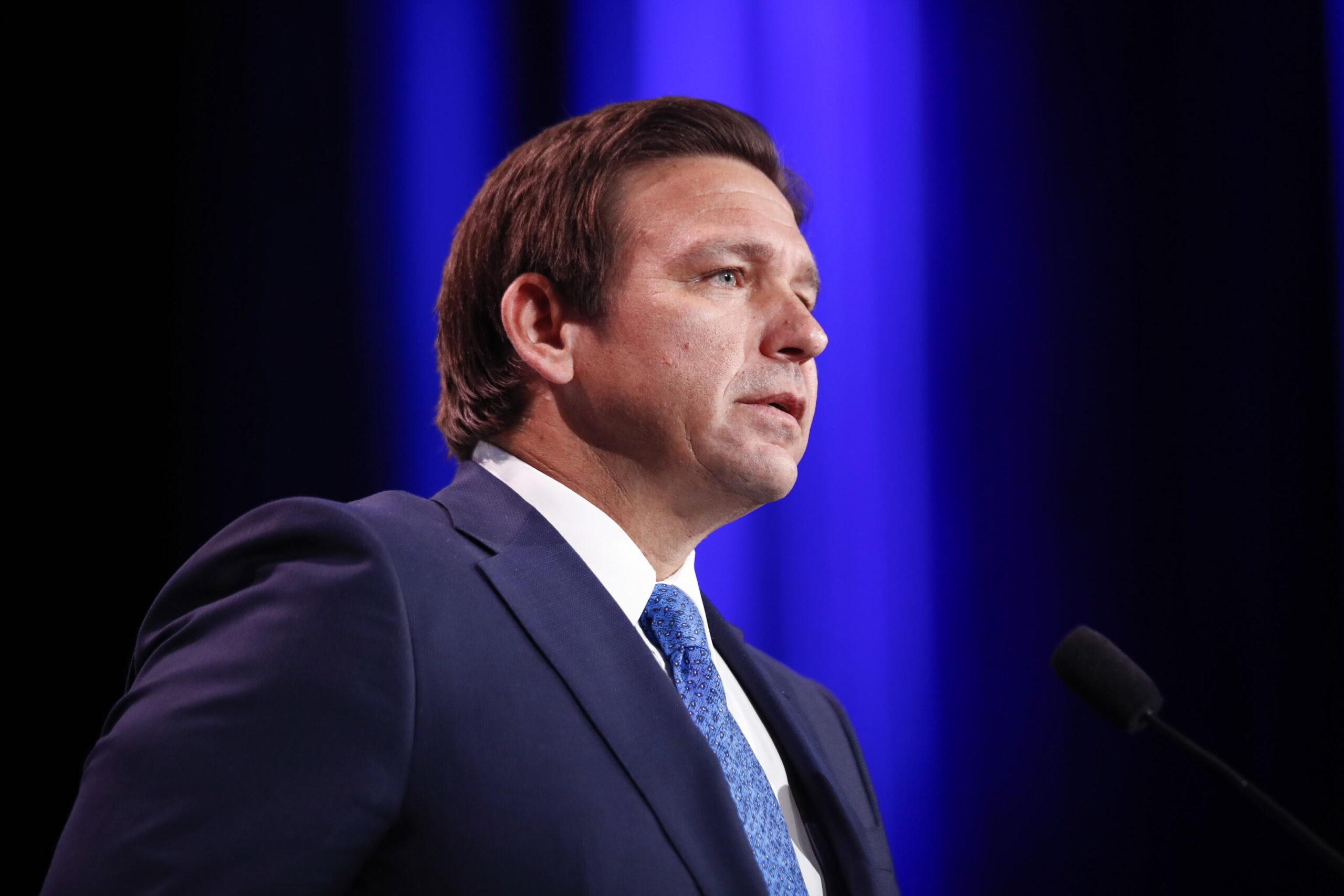 Ron DeSantis italiano? Le origini abruzzesi del candidato alla presidenza Usa