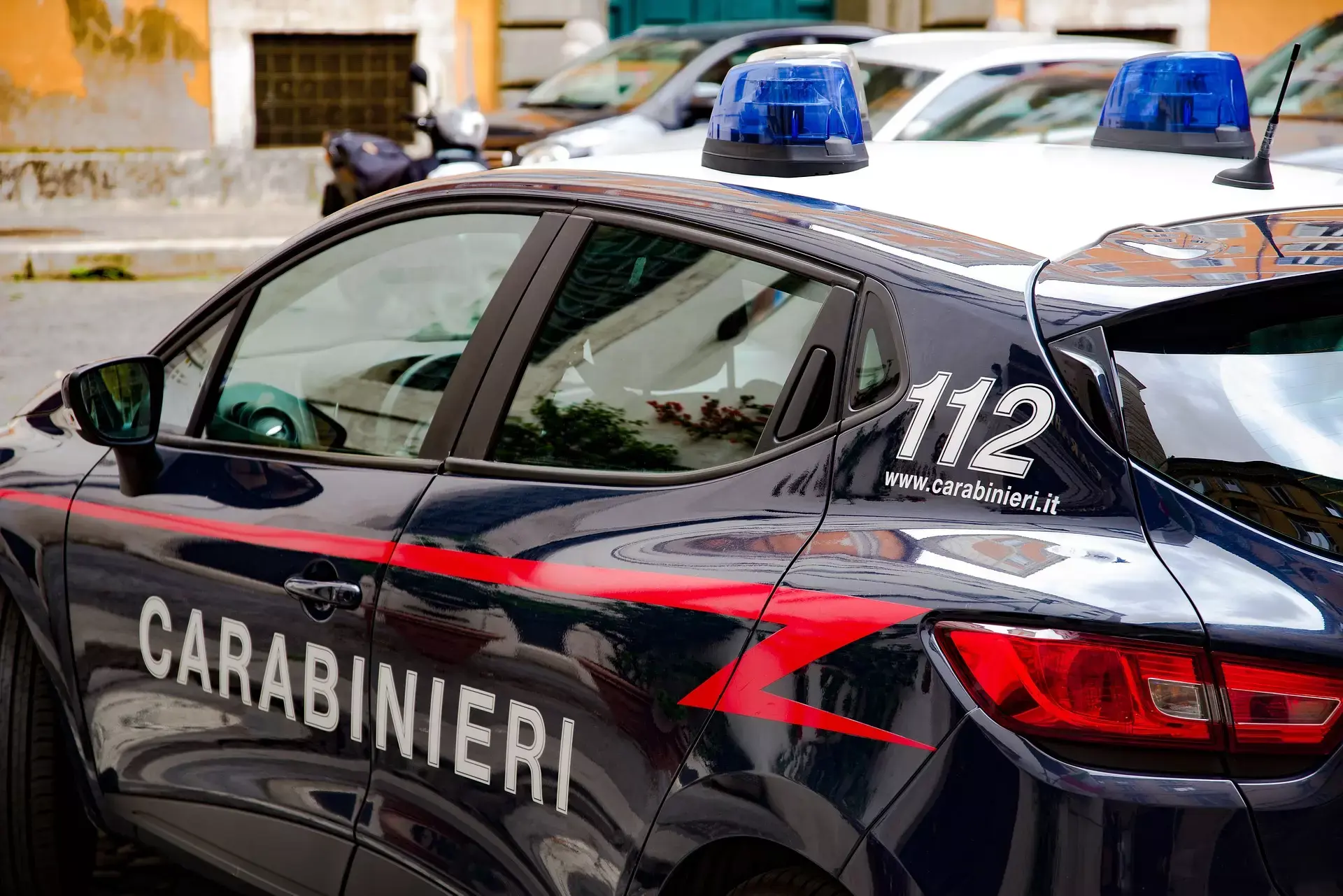 Stalking: 6 mila chiamate e 500 messaggi all’ex, arrestata