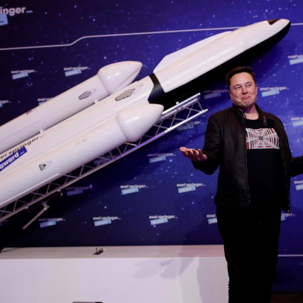 Parte domani Starship, il razzo di Elon Musk creato per portare carichi sulla Luna e su Marte