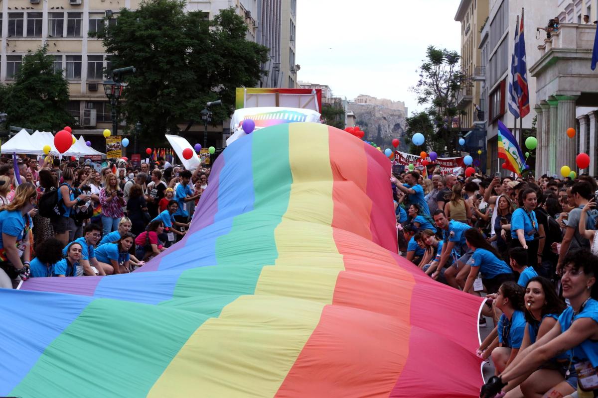 Torino Pride 2023, oggi la parata: percorso, strade chiuse e ospiti