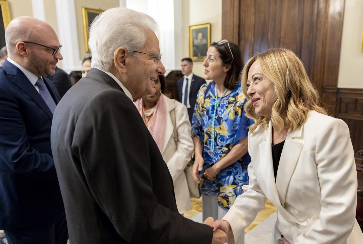 Governo, Forza Italia vuole la tregua nella maggioranza. E Giorgia Meloni incontra Mattarella