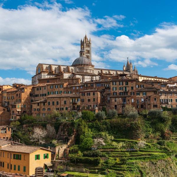 Cosa visitare prima di arrivare a Siena: gli spot da non perdere