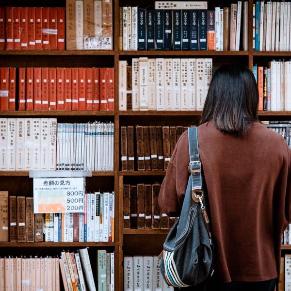 Università di Bologna: indetto concorso per 2 bibliotecari diplomati