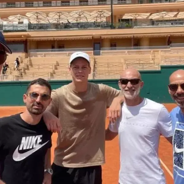 Ora è ufficiale, Jannik Sinner giocherà il Roland Garros