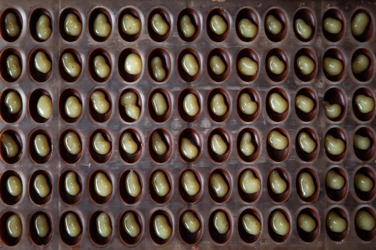 Budino al cioccolato bianco e cocco: una ricetta facile e gustosa